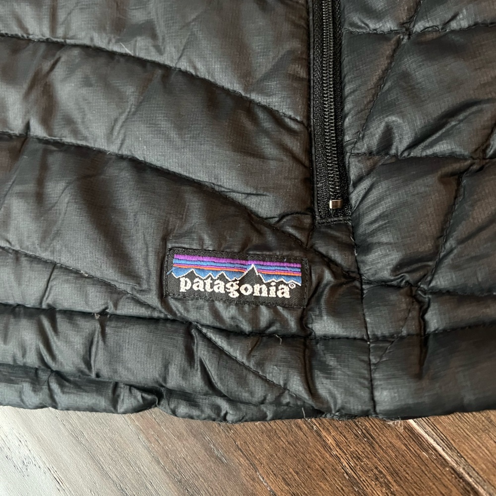 Patagonia duck down puffer coat - Picture 2 of 5